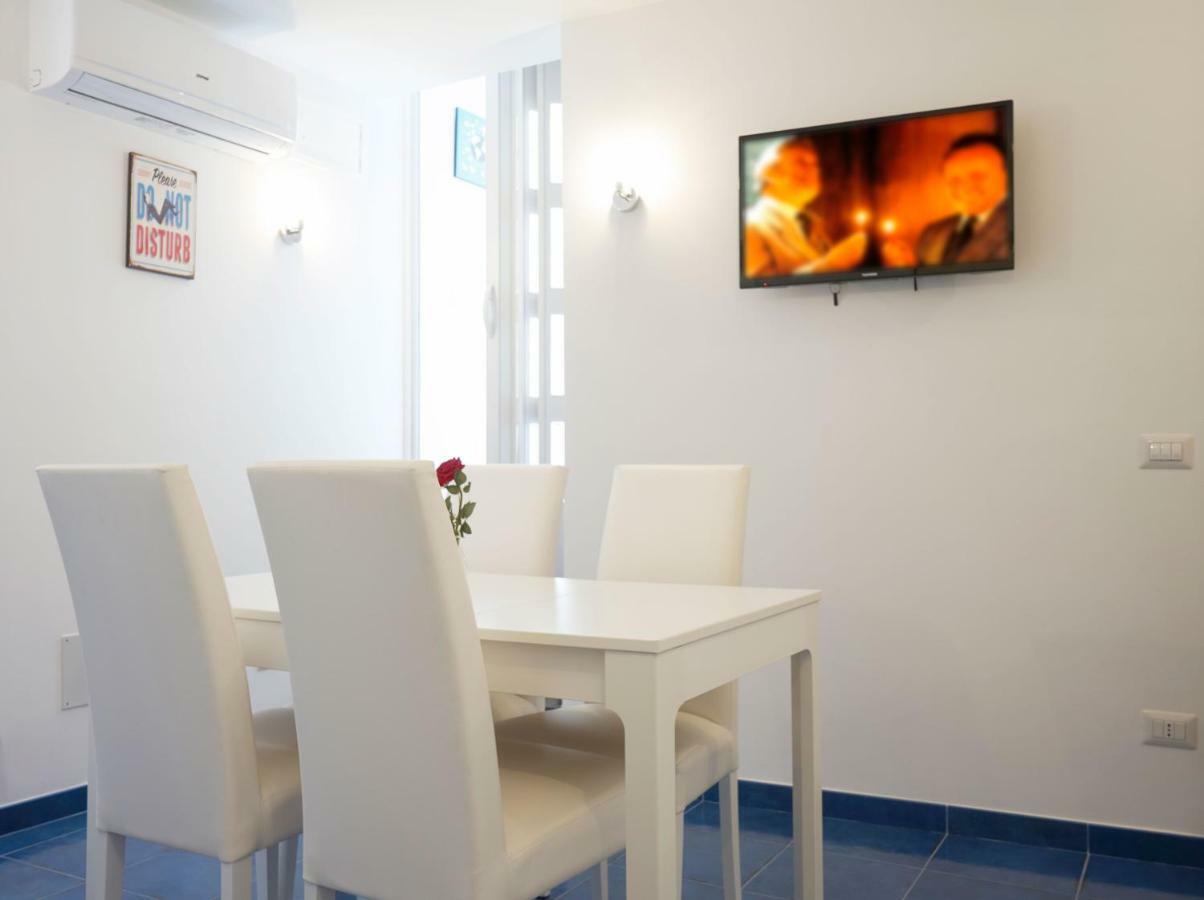 Neapolitan House Apartment ภายนอก รูปภาพ